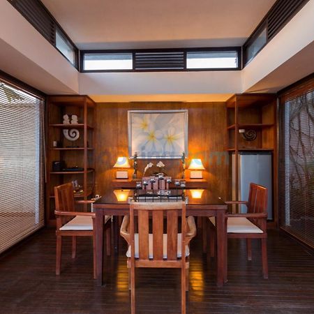 Airis Luxury Villas And Spa Uluwatu Oda fotoğraf
