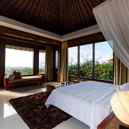 Airis Luxury Villas And Spa Uluwatu Oda fotoğraf
