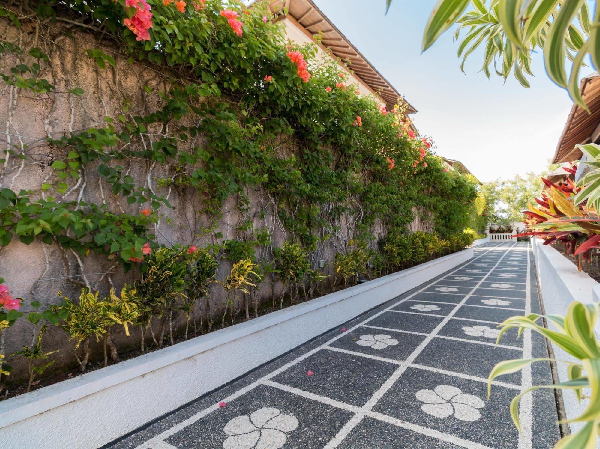 Airis Luxury Villas And Spa Uluwatu Dış mekan fotoğraf